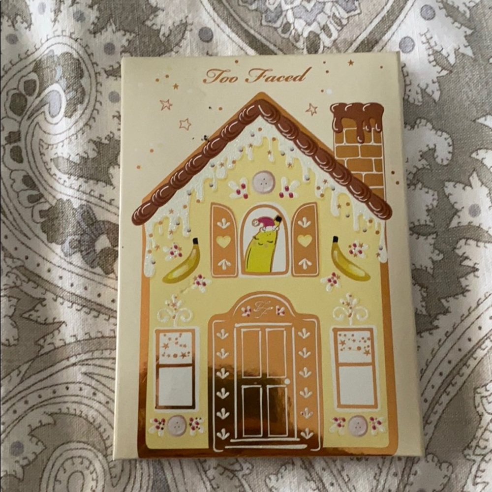 Too Faced Banana Pudding Eyeshadow Palette